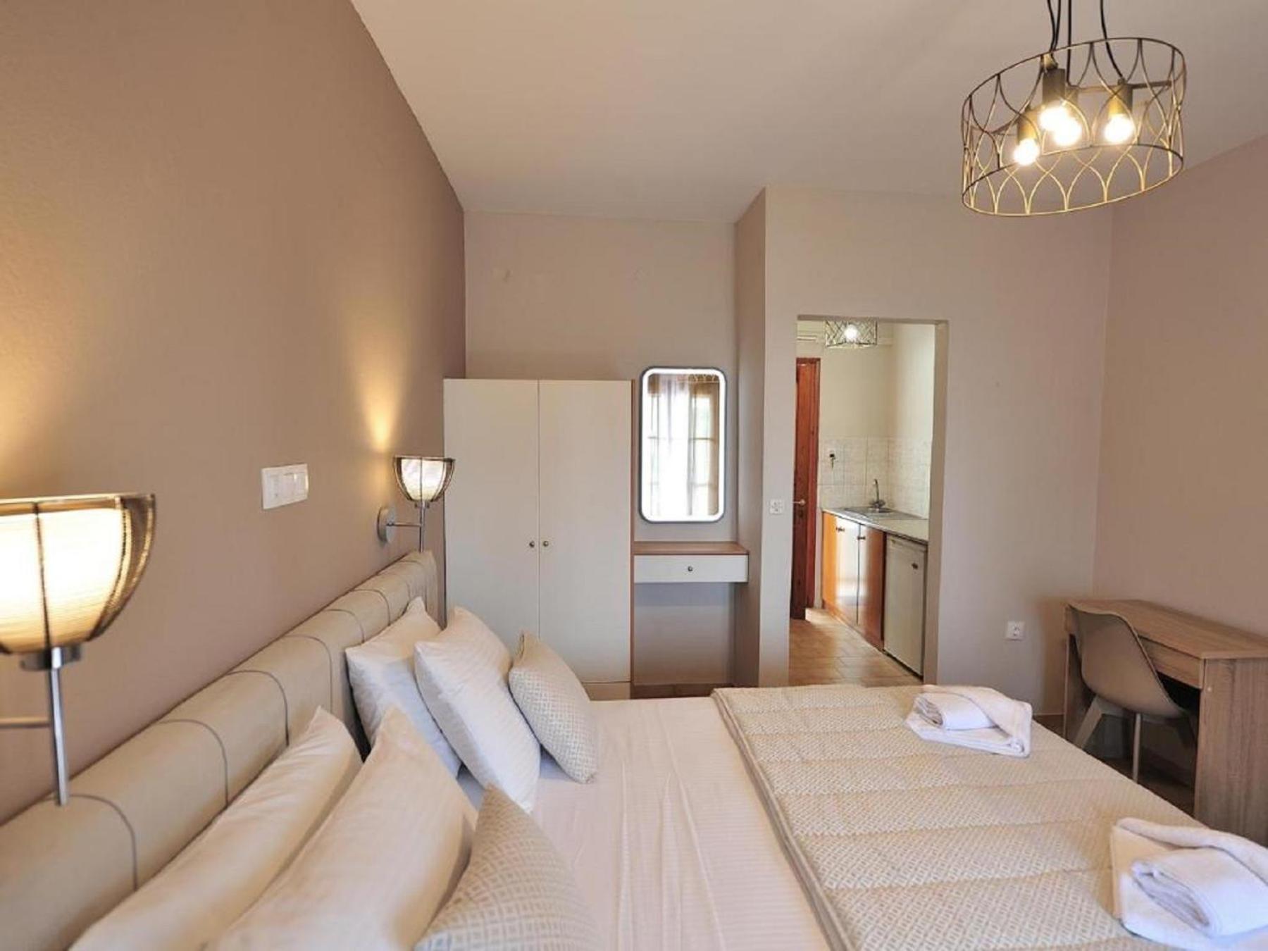 Otel Vista Mare Skiathos 2*